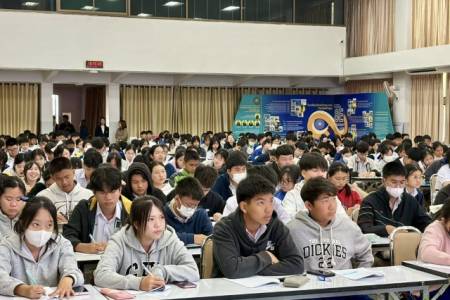 กิจกรรมยกระดับผลสัมฤทธิ์ทางการเรียน  เตรียมความพร้อมก่อนสอบ O-NETสำหรับนักเรียนระดับชั้นมัธยมศึกษาปีที่ 3 ประจำปีการศึกษา 2568 วันที่ 29 – 30 มกราคม พ.ศ. 2569 โรงเรียนจักรคำคณาทร จังหวัดลำพูน ได้ดำเนินการจัด 