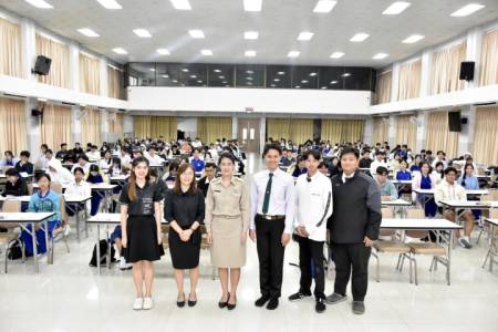 กลุ่มบริหารวิชาการ โรงเรียนจักรคำคณาทร จังหวัดลำพูน ได้ดำเนินการจัดกิจกรรม การสอบวัดความรู้เชิงวิชาการ Pre A-Level ประจำปีการศึกษา 2568 ภายใต้โครงการ “เตรียมความพร้อมเข้าสู่มหาวิทยาลัย พิชิตสนามสอบ A-Level 69” ระหว่างวันที่ 23–24 กุมภาพันธ์ 2569 