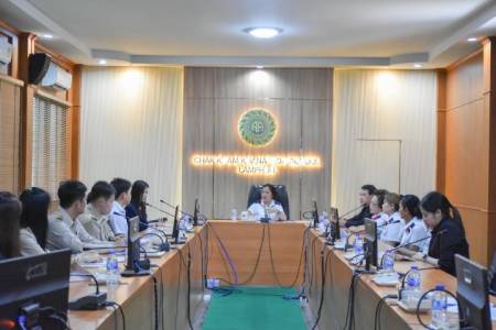 เหล่ากาชาดจังหวัดลำพูน เยี่ยมนักเรียนในพระราชานุเคราะห์ สมเด็จพระกนิษฐาธิราชเจ้า กรมสมเด็จพระเทพรัตนราชสุดาฯ สยามบรมราชกุมารี เพื่อดูแลให้คำแนะนำปรึกษา และให้กำลังใจ  วันจันทร์ที่ 2 มีนาคม พ.ศ.2569 นายปิยพงศ์ ชูวงศ์ ผู้ว่าราชการจังหวัดลำพูน